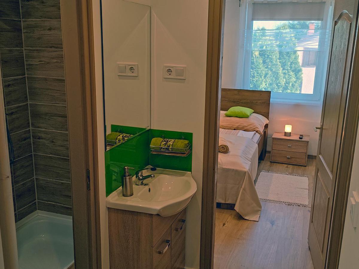 White Stone Apartman Hajdúszoboszló Zewnętrze zdjęcie