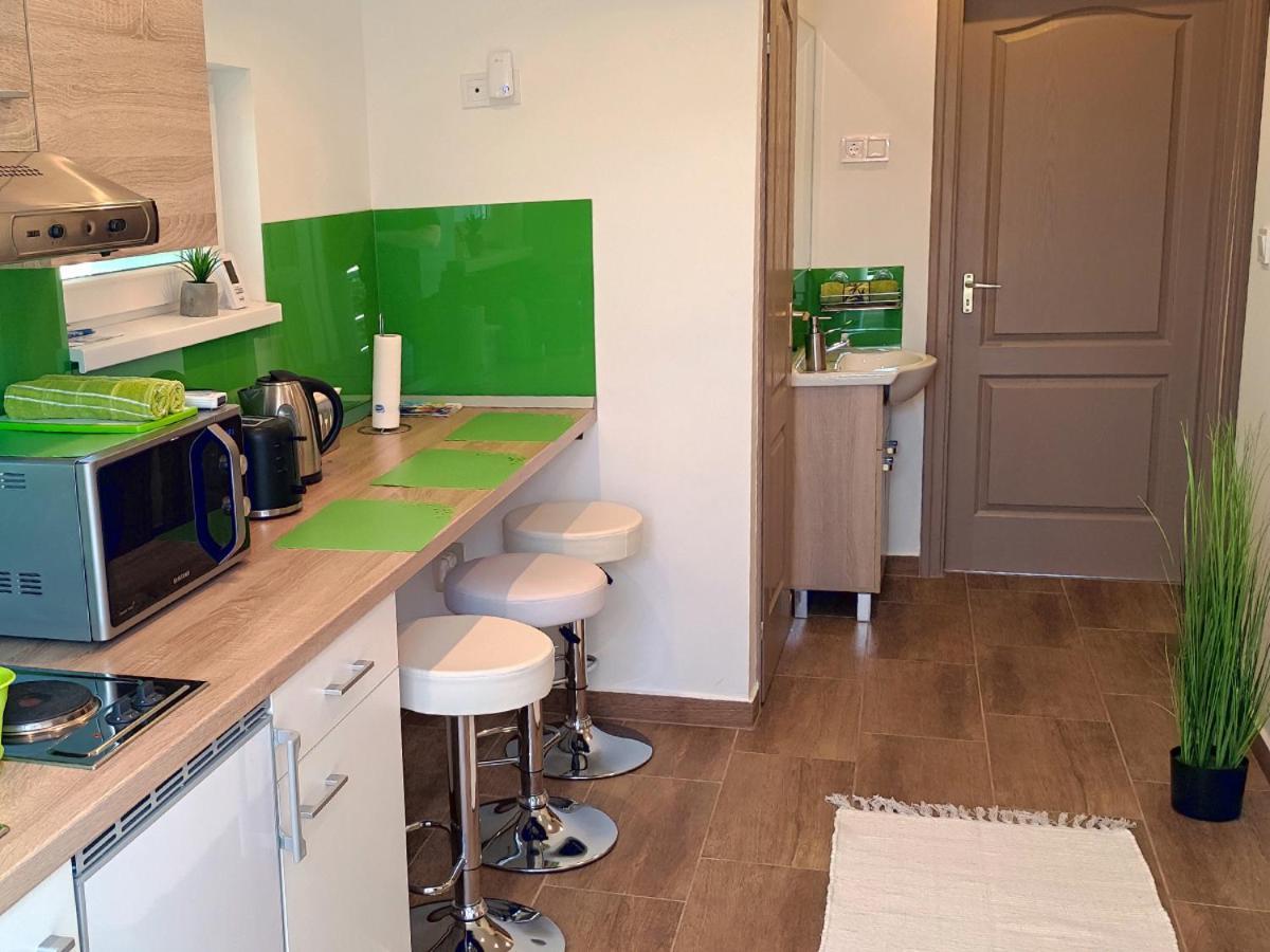 White Stone Apartman Hajdúszoboszló Zewnętrze zdjęcie