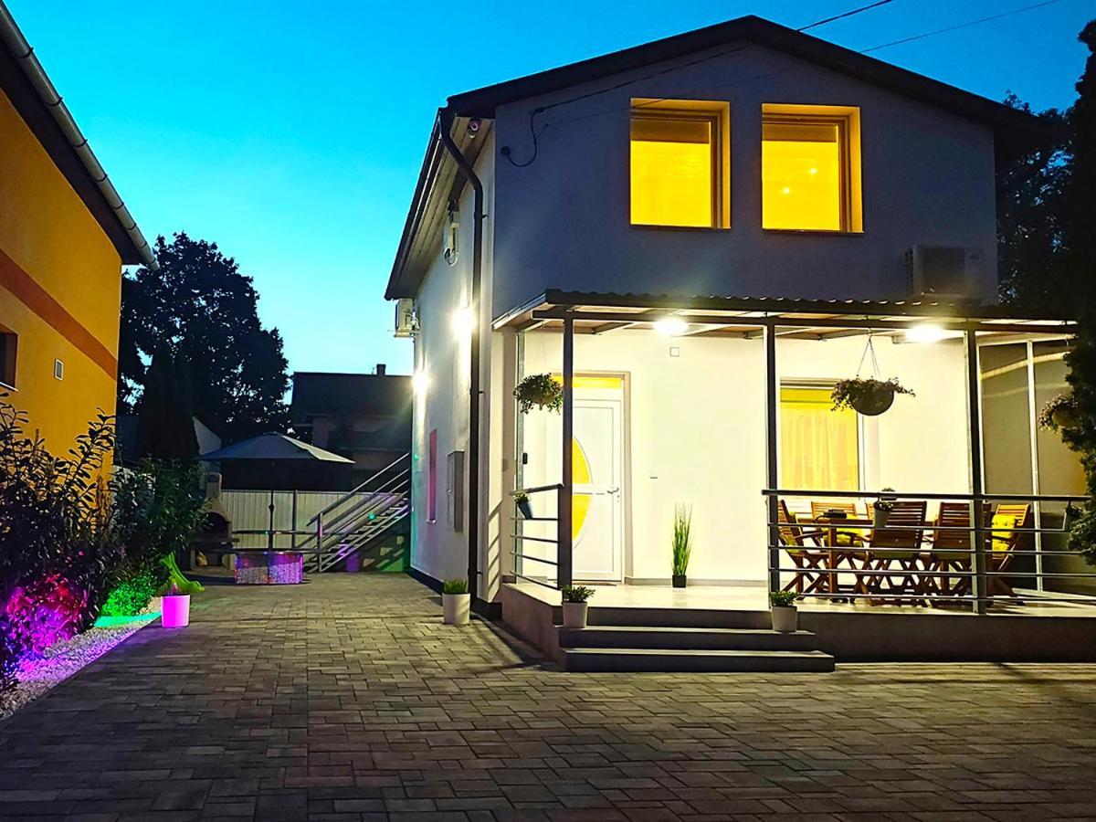 White Stone Apartman Hajdúszoboszló Zewnętrze zdjęcie
