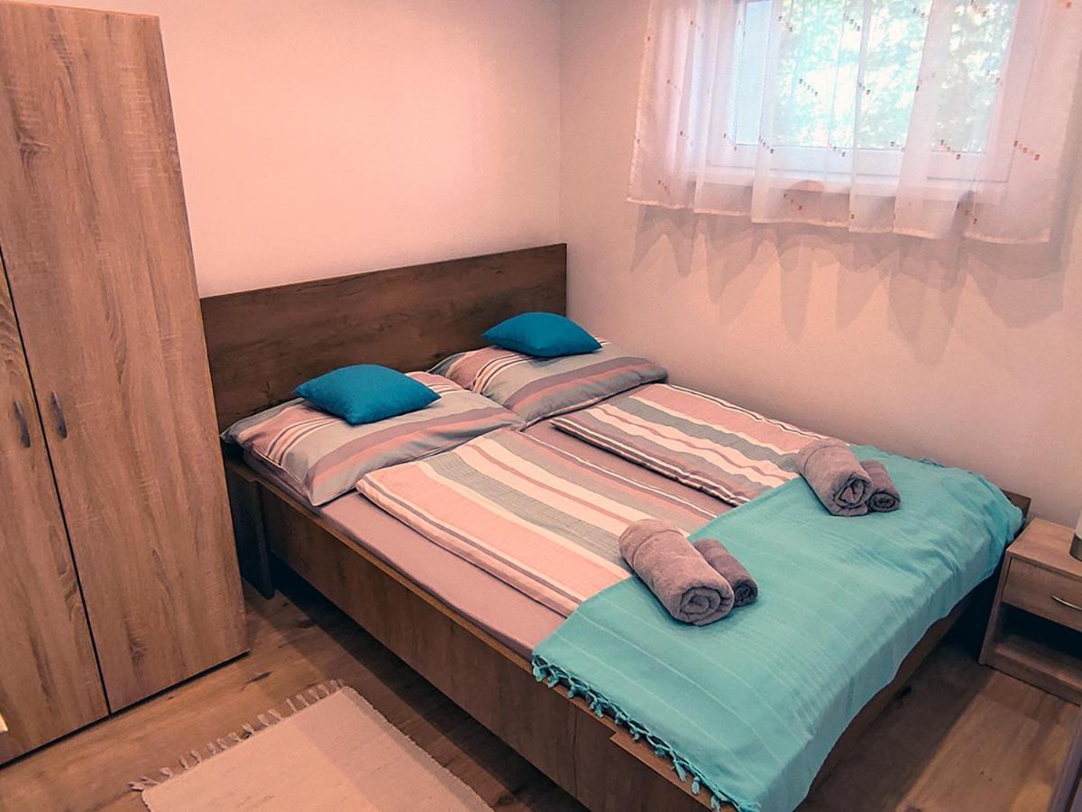 White Stone Apartman Hajdúszoboszló Zewnętrze zdjęcie