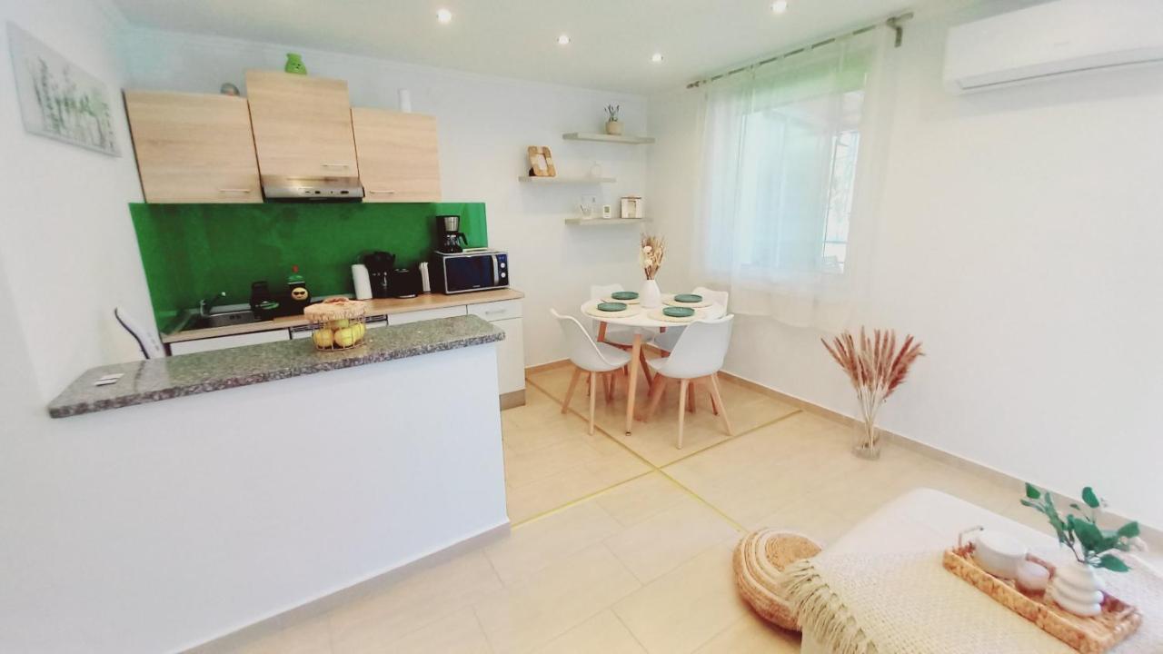 White Stone Apartman Hajdúszoboszló Zewnętrze zdjęcie