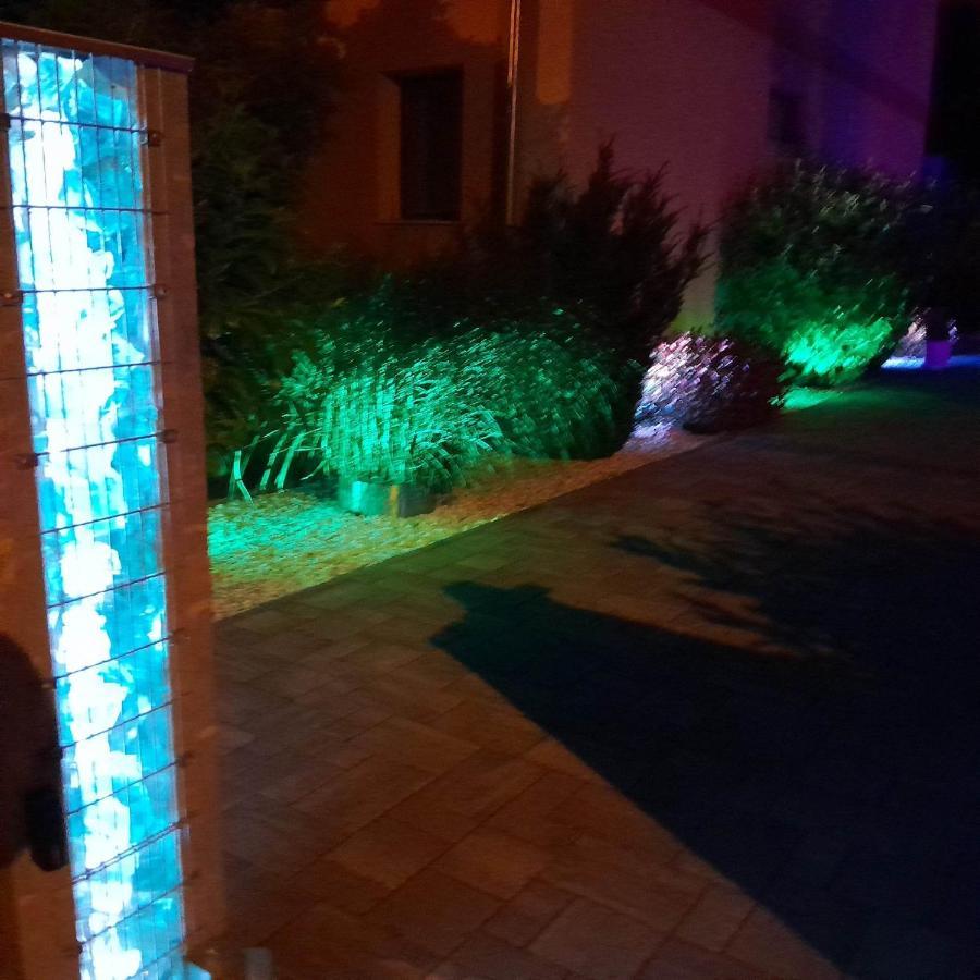 White Stone Apartman Hajdúszoboszló Zewnętrze zdjęcie